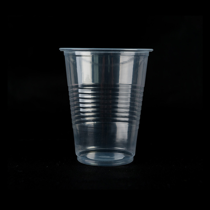 7 Oz Transparent Disposable Beer Cup