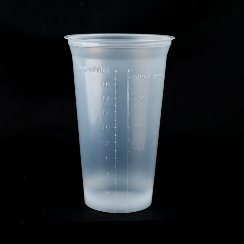 18 Oz Plastic Graduated Cup